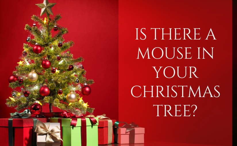 mouse in Christmas tree